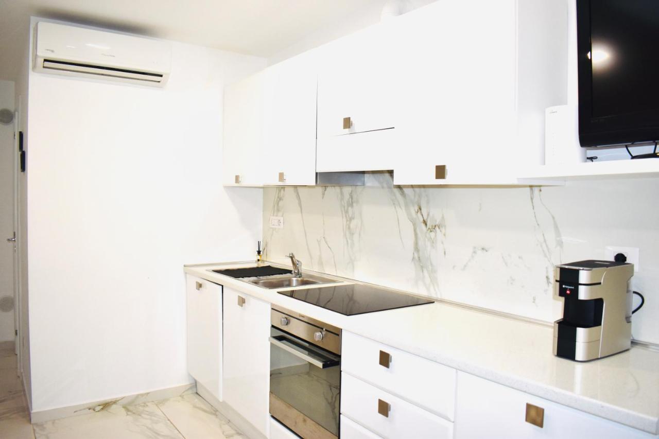 Chic House Apartment บารี ภายนอก รูปภาพ