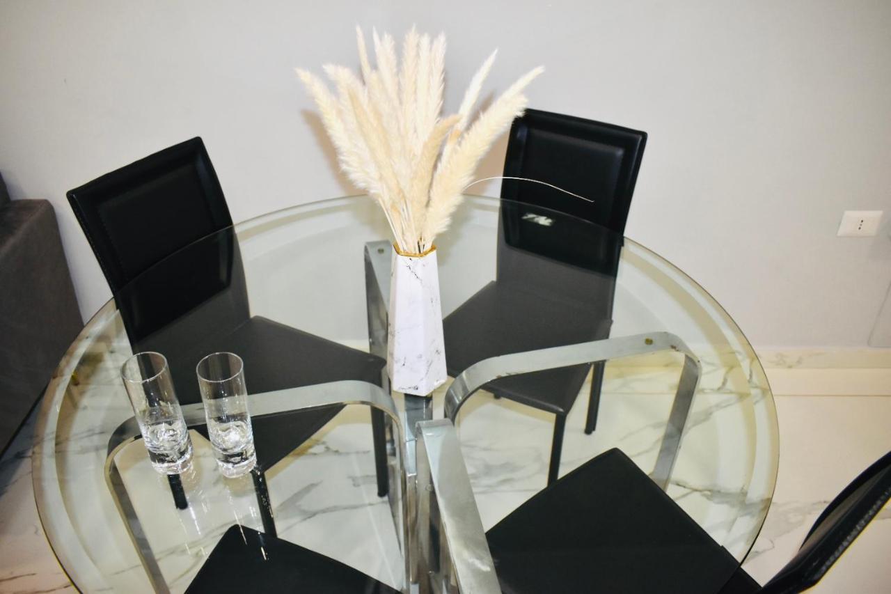 Chic House Apartment บารี ภายนอก รูปภาพ